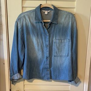 Old Navy Light Blue Cropped Shirt